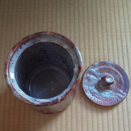 A 29     茶道    水指   鼠志野・加藤鐐作  ( 未使用品 )