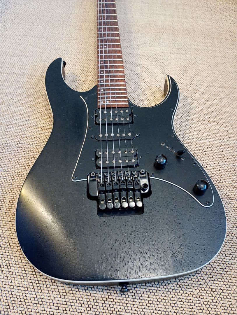 アイバニーズ Ibanez RG350ZB
