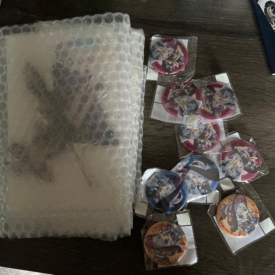 (Ash Tokgo) G賞の缶バッジ とC賞 アクリルスタンド