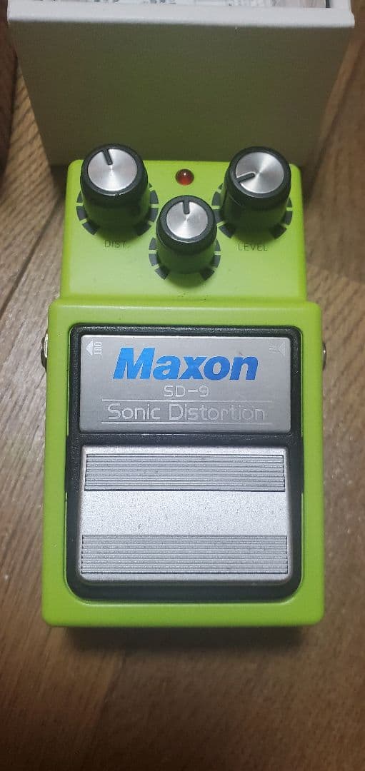 Maxon SD9 Sonic Distortion グリーン