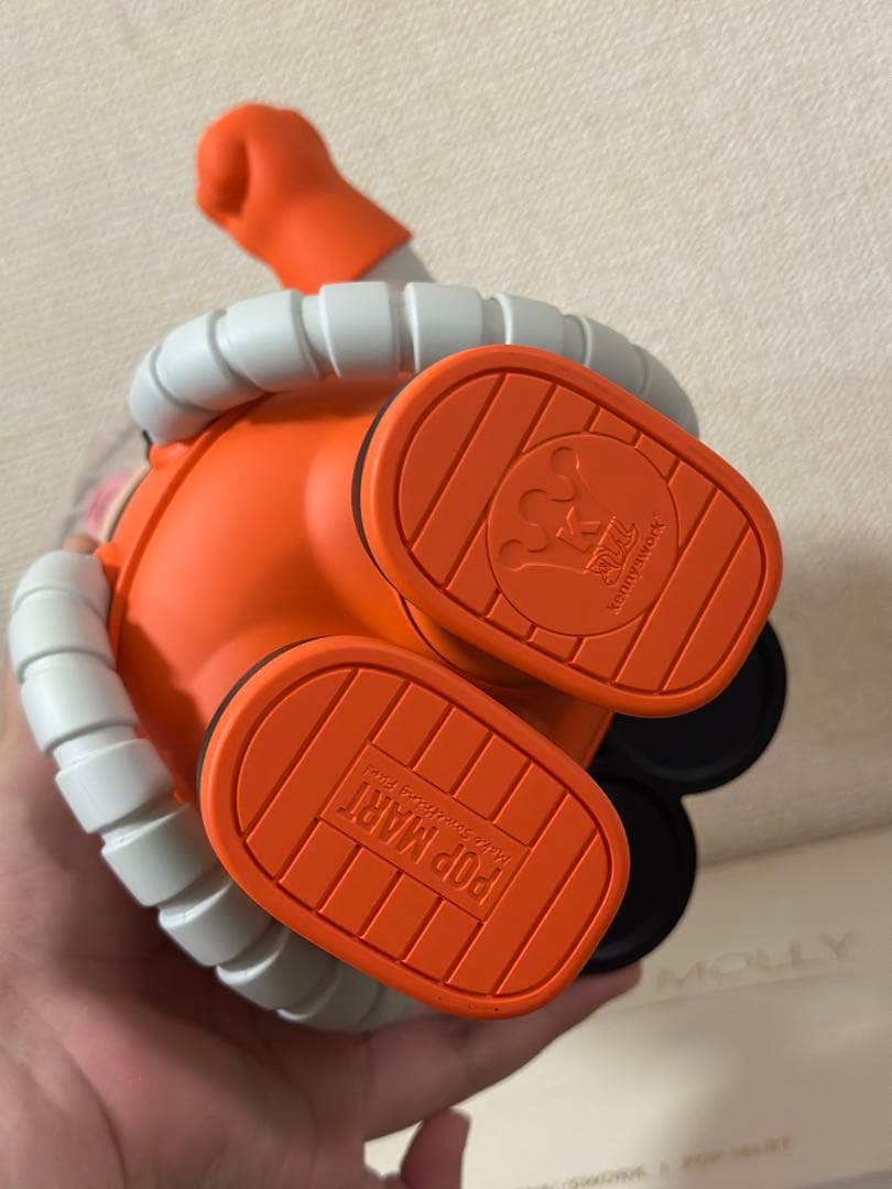 ポップマート MEGA SPACE MOLLY 400% SPACE S