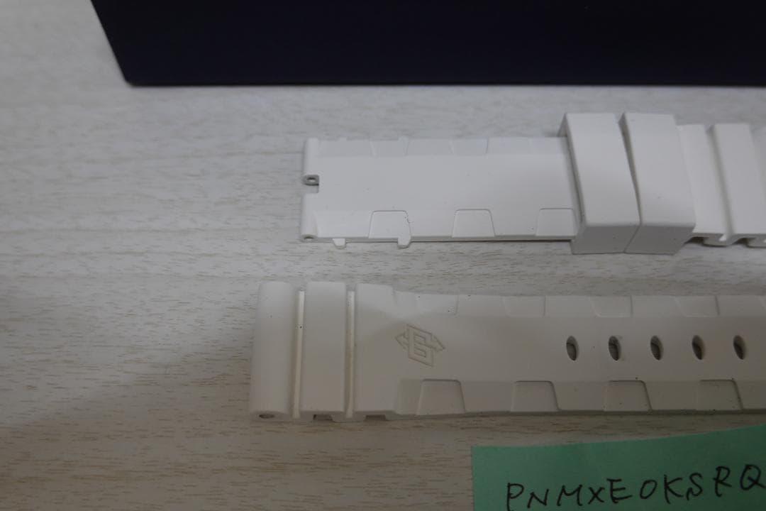 純正　PANERAI　パネライベルト、ストラップ　ラバー　ホワイト