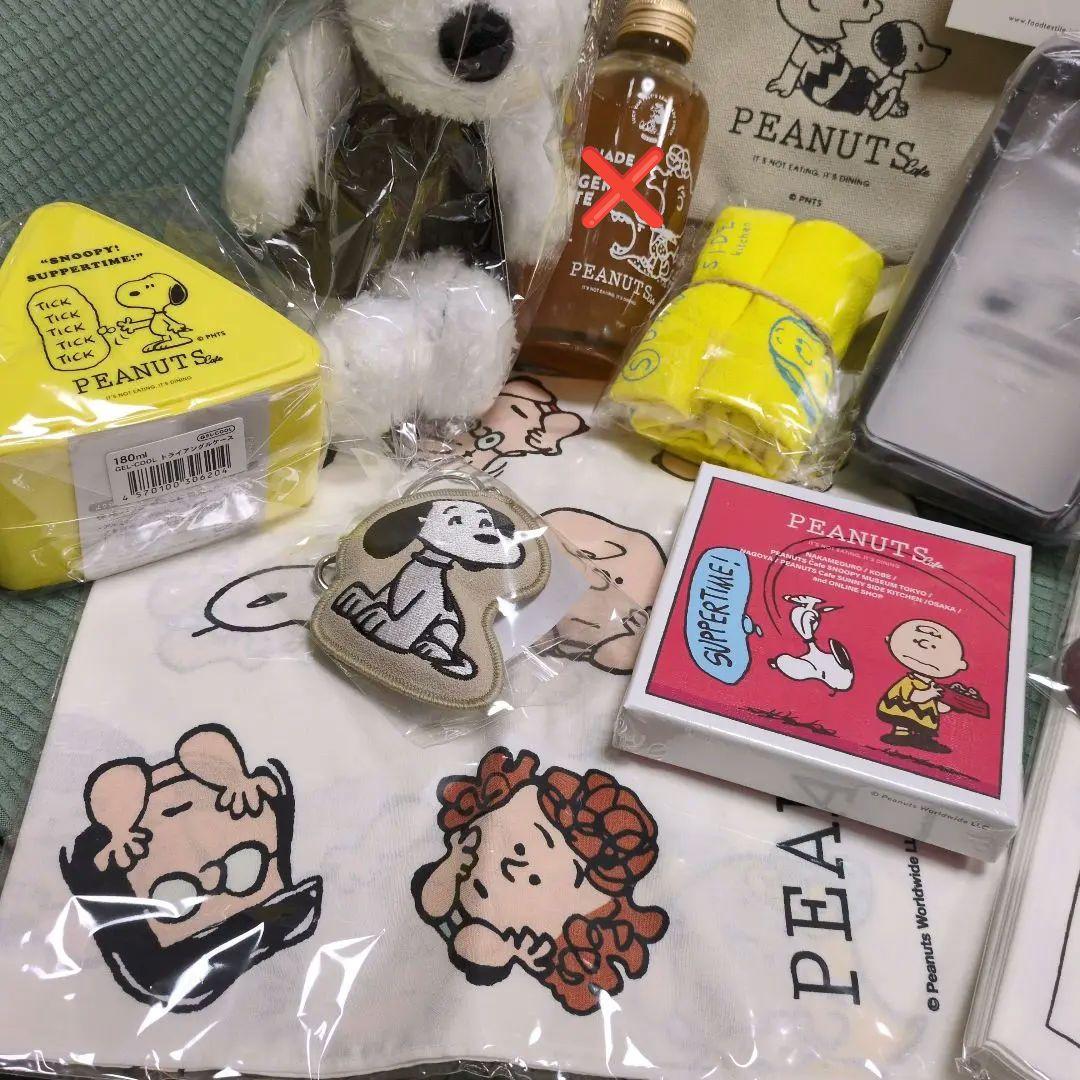 ピーナッツカフェ　プレミアム版　福袋　2025　スヌーピーミュージアム