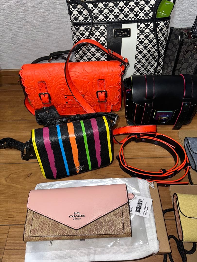 ブランドバッグと財布　まとめ売り！！