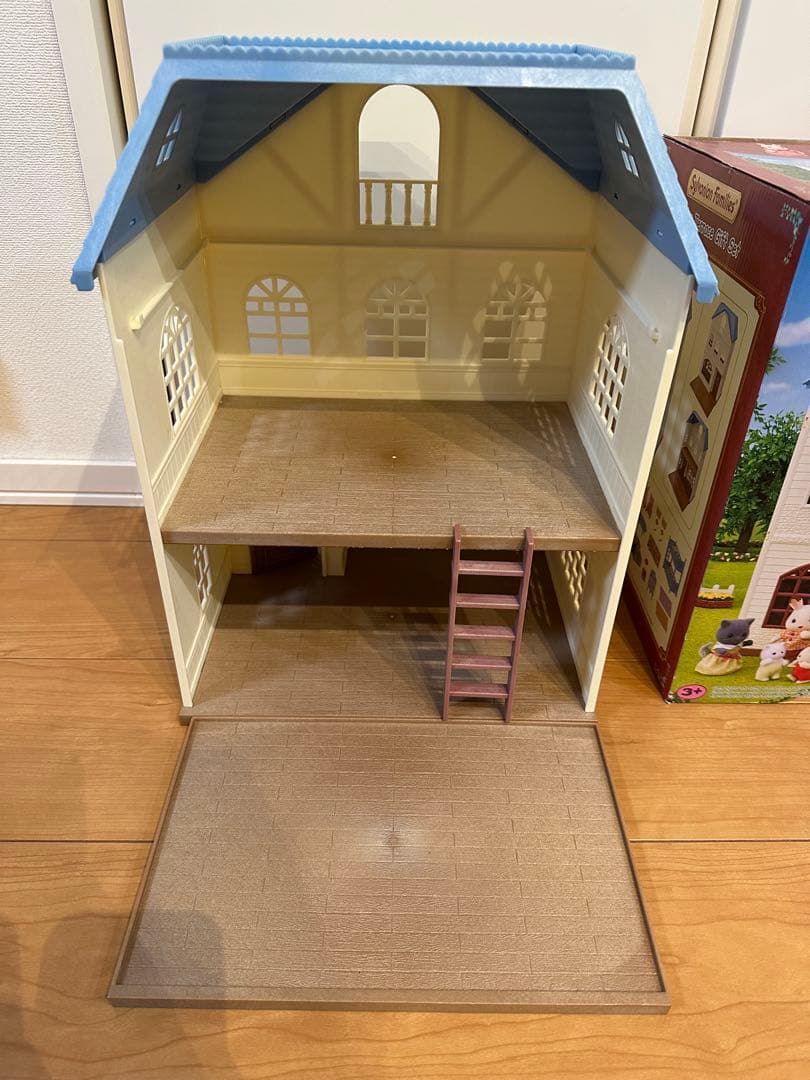 シルバニア　Sky Blue Terrace Gift Set