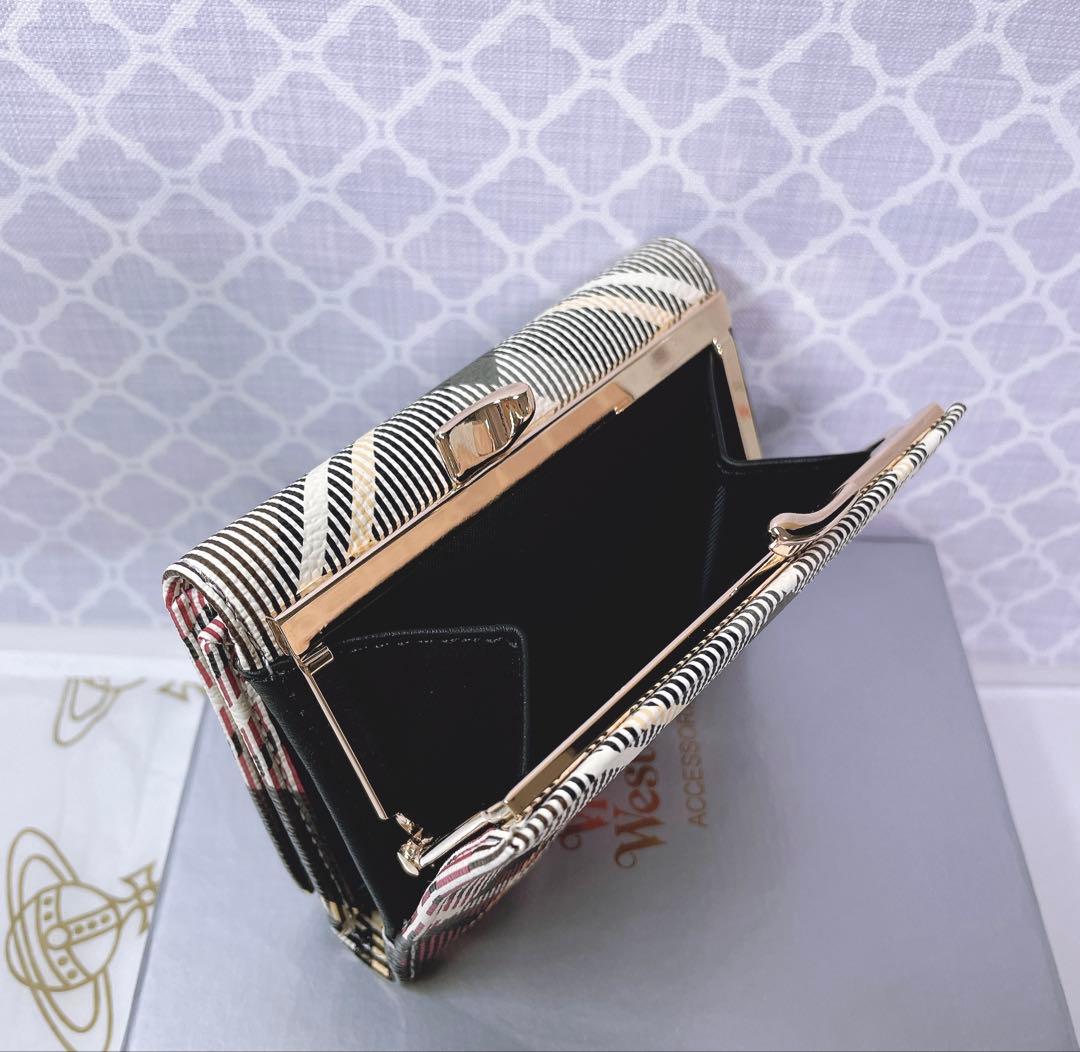 【可愛すぎ♡新品】可愛い ヴィヴィアン・ウエストウッド　三折財布 チェック