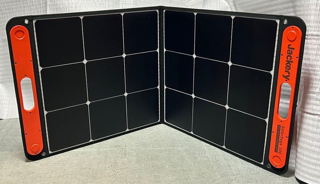 【新品同様】　Jackery SolarSaga 100 JS-100C