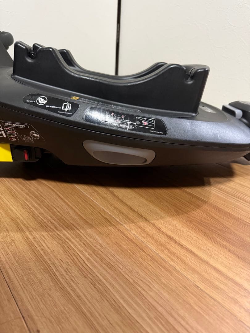 Aprica エアキャリー ISOFIXベース付き チャイルドシート 新生児