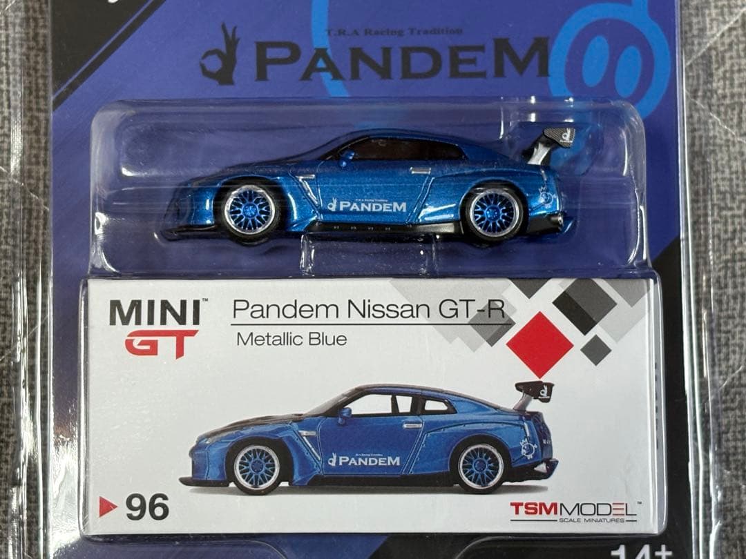 ミニGT 1/64 パンデム GT-R R35 GTウイング メタリックブルー