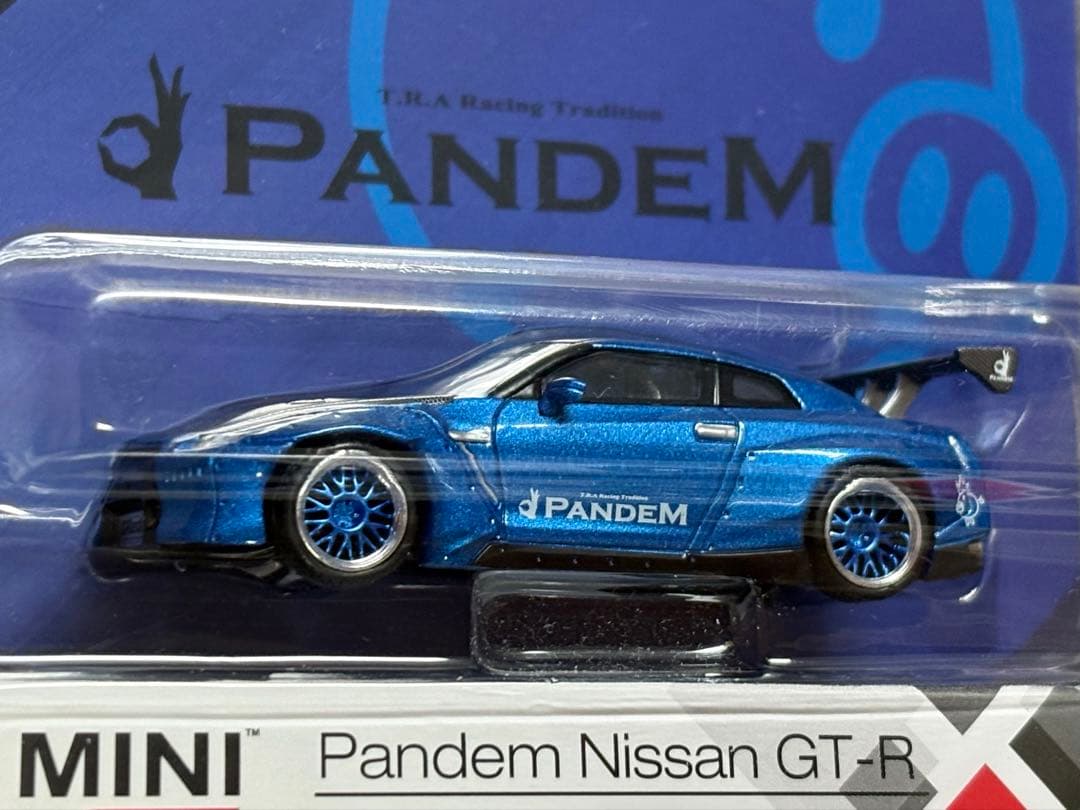 ミニGT 1/64 パンデム GT-R R35 GTウイング メタリックブルー