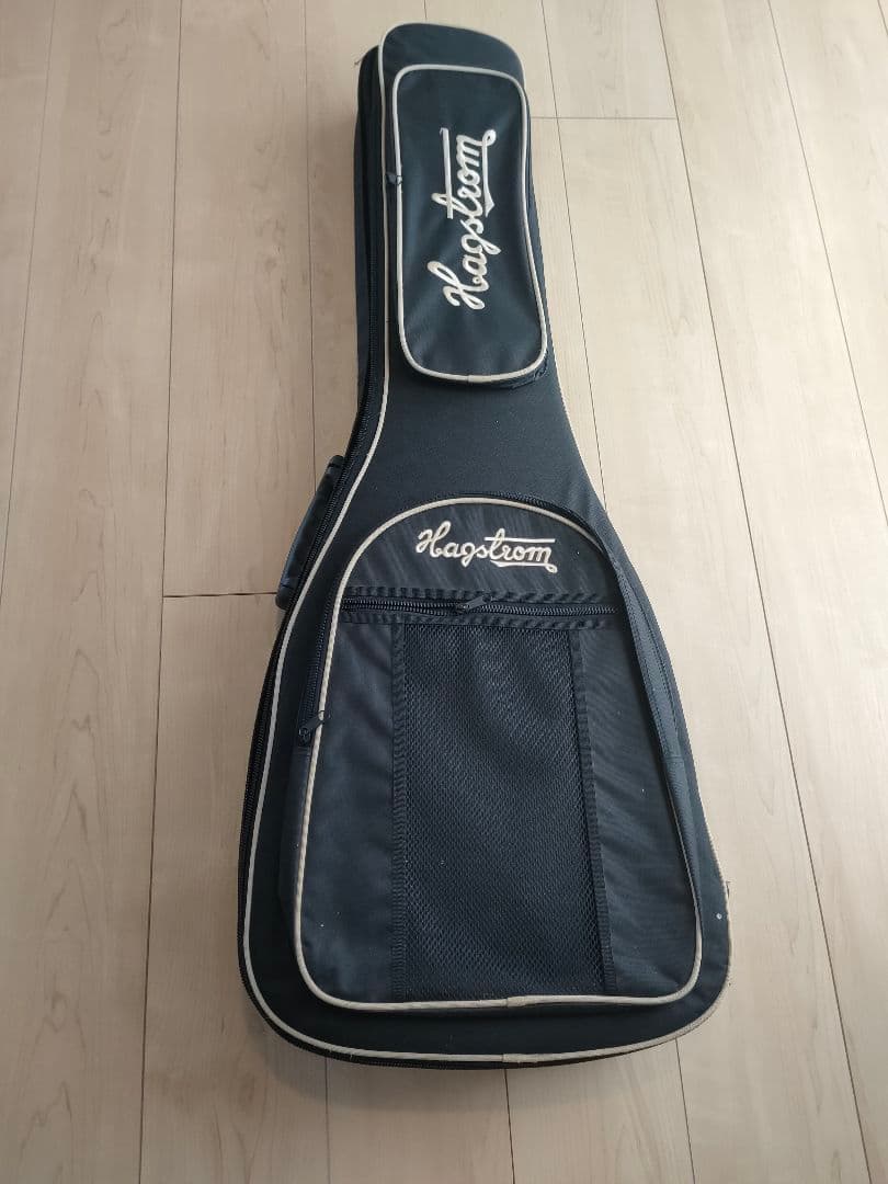 HAGSTROM SWEDE　いい状態　２０１６年の定価税別125000円です。