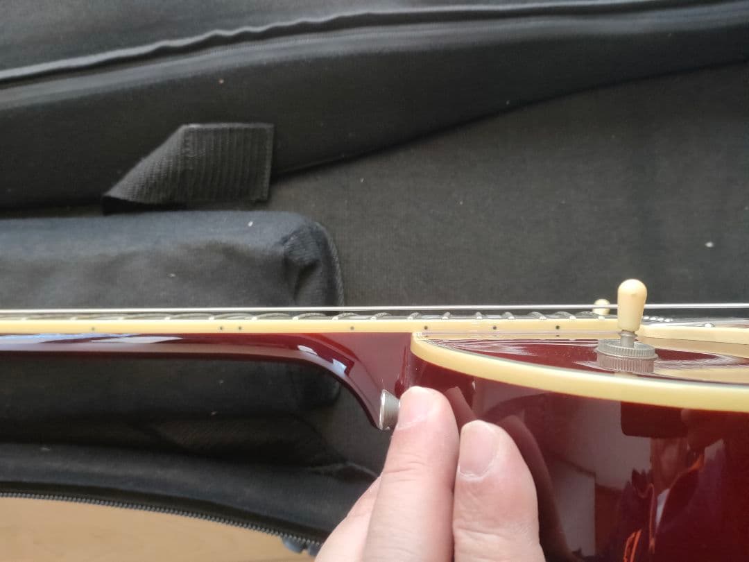 HAGSTROM SWEDE　いい状態　２０１６年の定価税別125000円です。