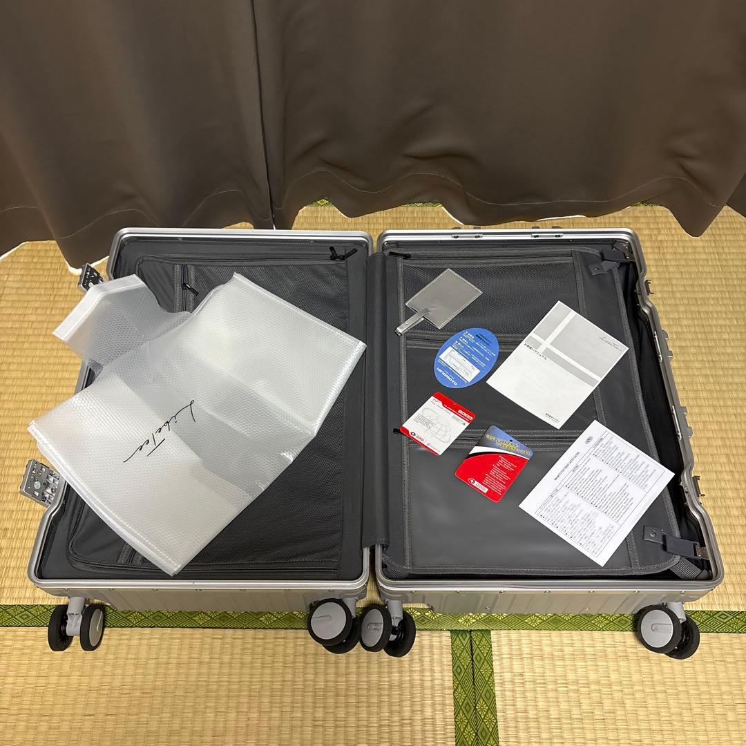 リベティ 多機能キャリケース