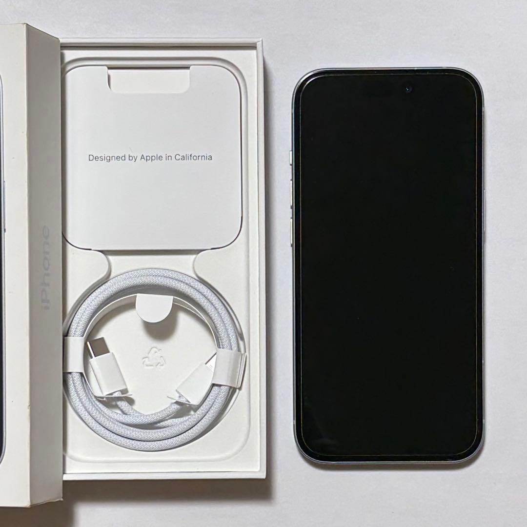 Apple iPhone 15 256G 青色 本体 SIMフリー ケーブル付き