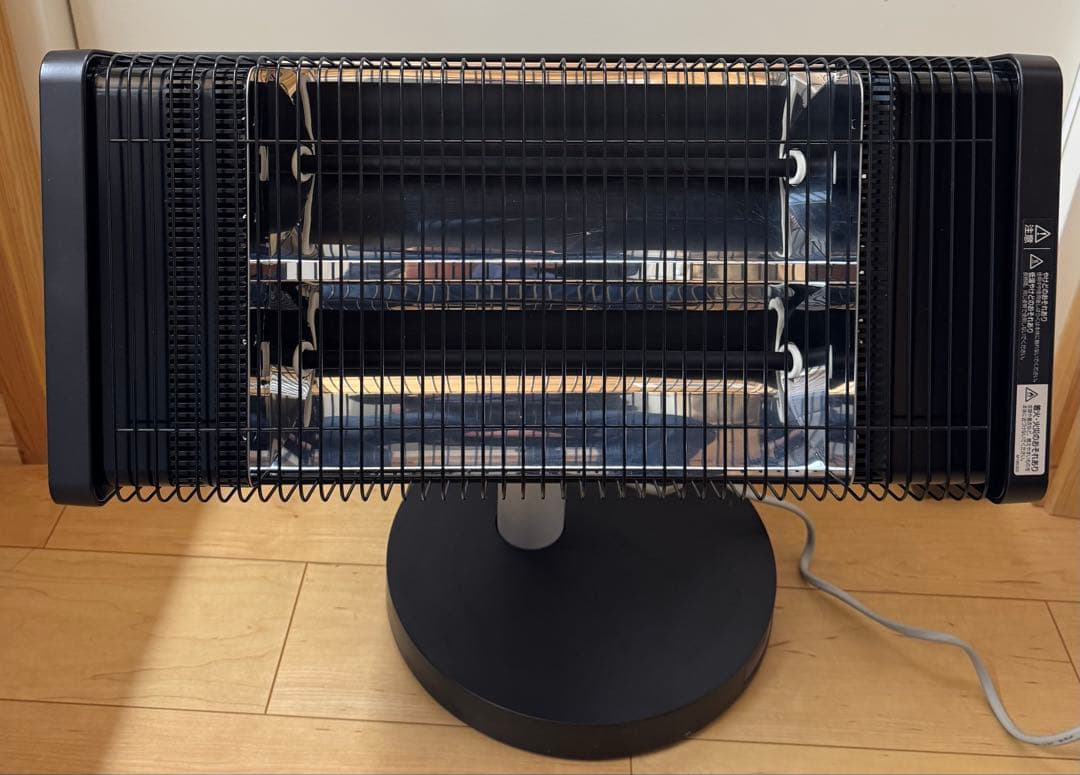 ダイキンDAIKINセラムヒート遠赤外線暖房機2020年製