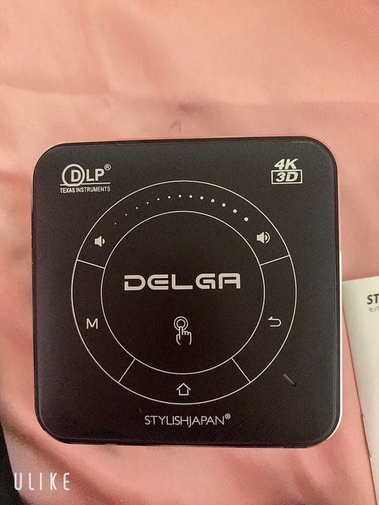 プロジェクター