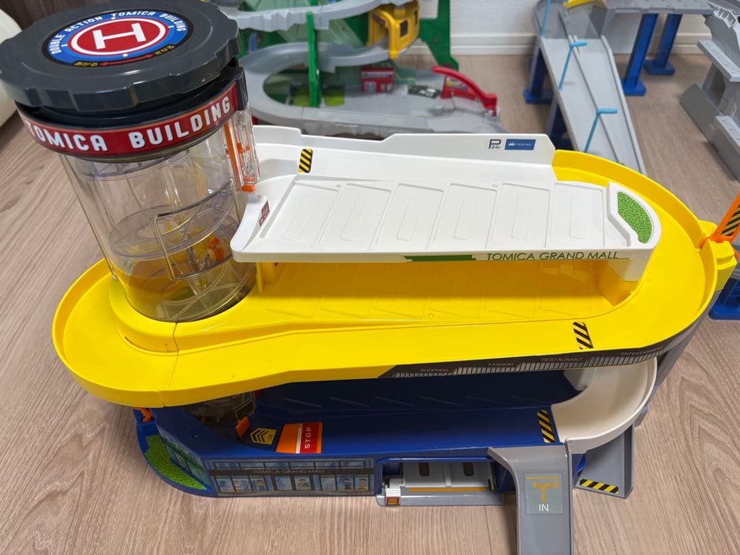 トミカ トミカワールド トミカビル やまのぼりドライブ トミカアクション高速道路
