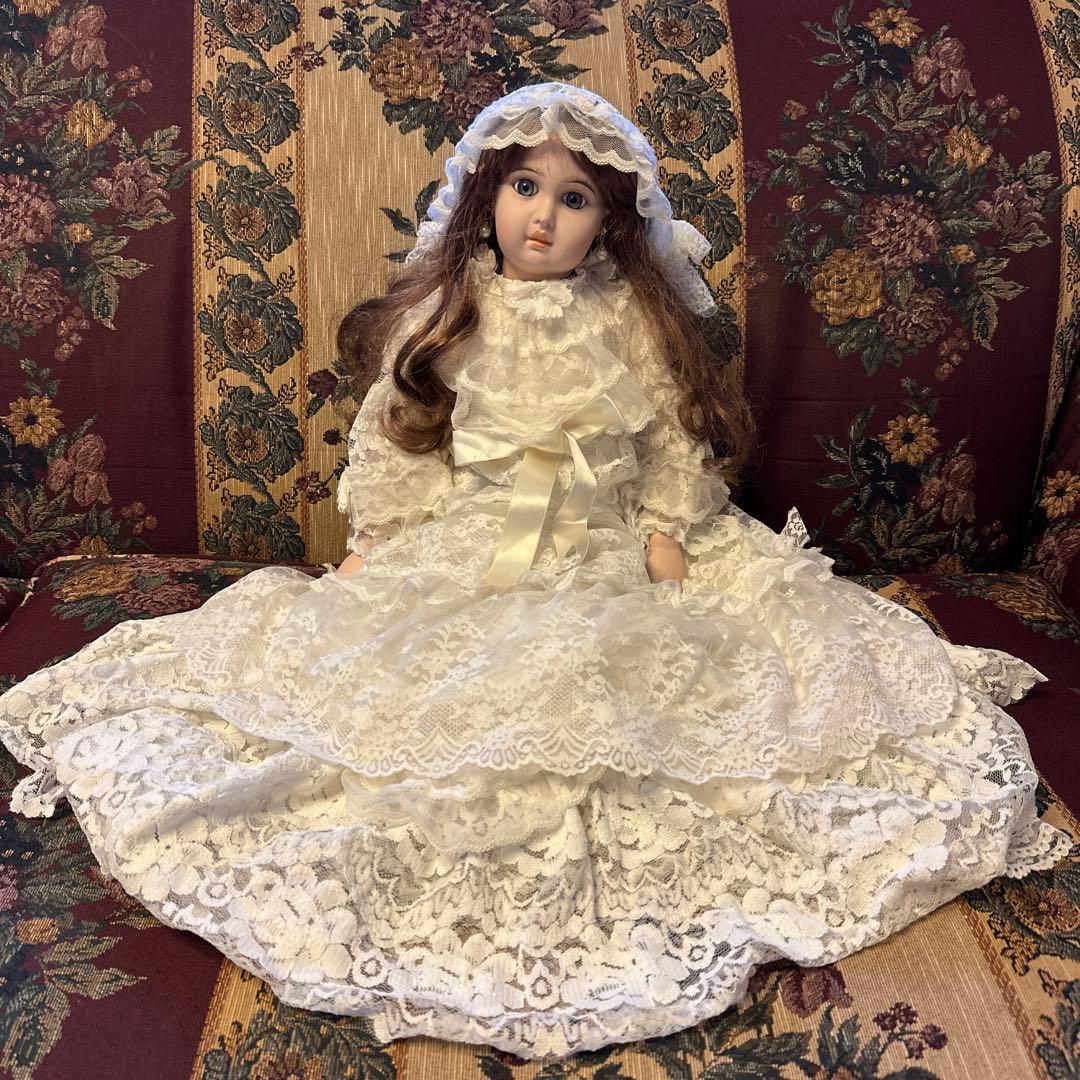 ビスクドール　ウィッグ付き　ドレス一式は付きません着用例