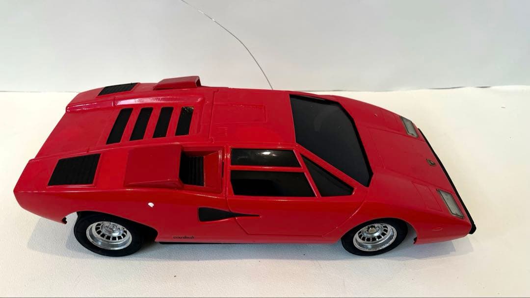 ラジコン ランボルギーニ カウンタック LP400