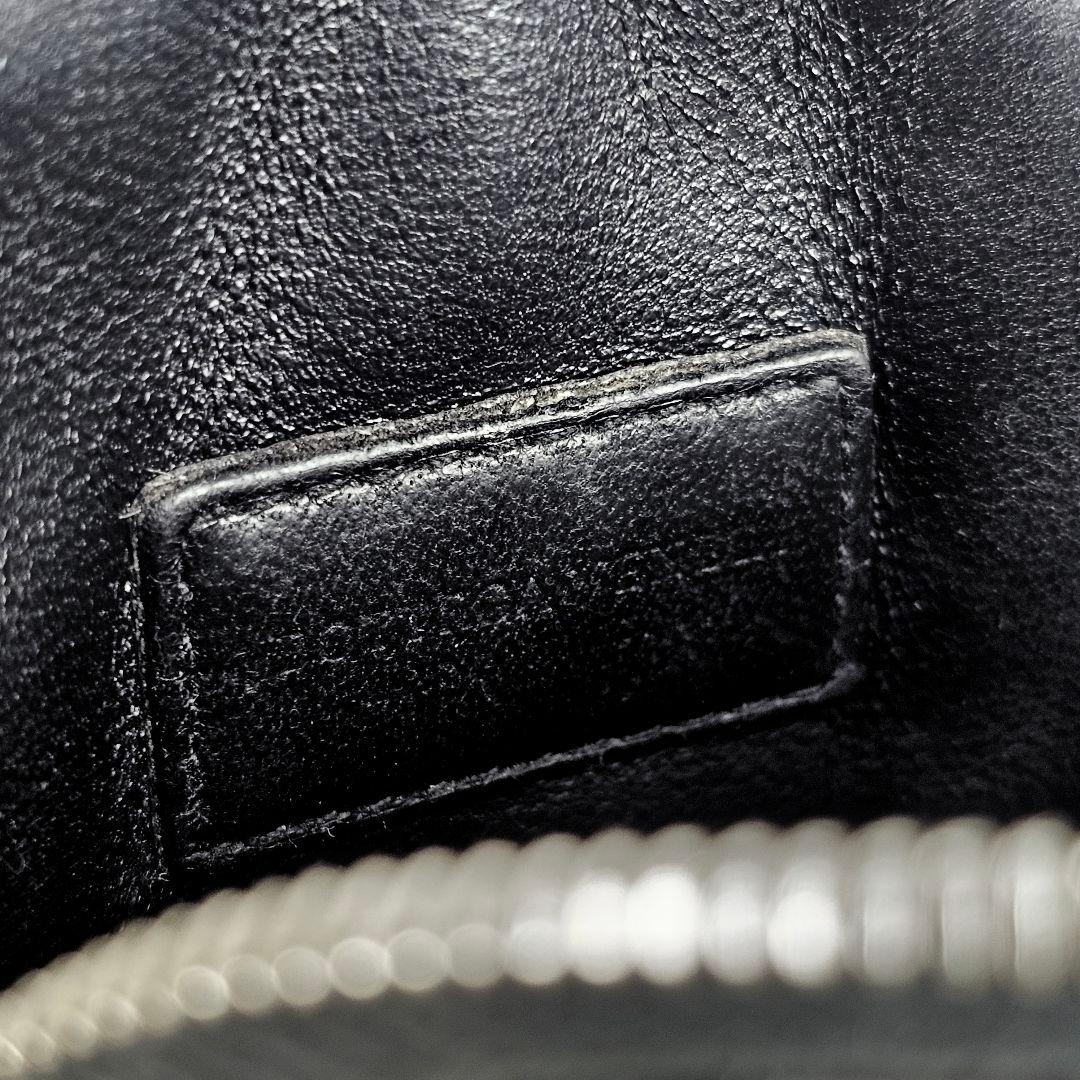 美品 ボッテガヴェネタ イントレチャート ラウンドジップ ケース