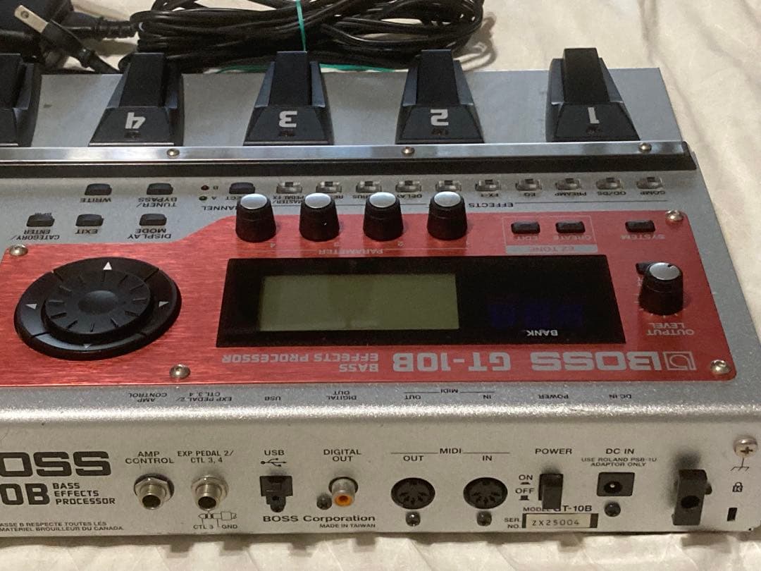 Boss GT-10B ベースマルチエフェクター