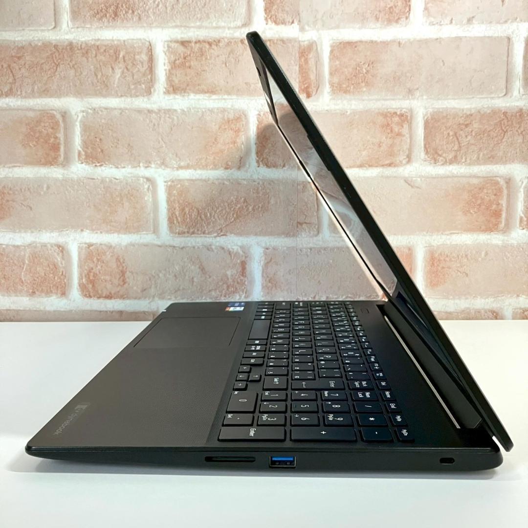 ★第11世代i5★ テンキー付き メモリ16GB dynabook 418