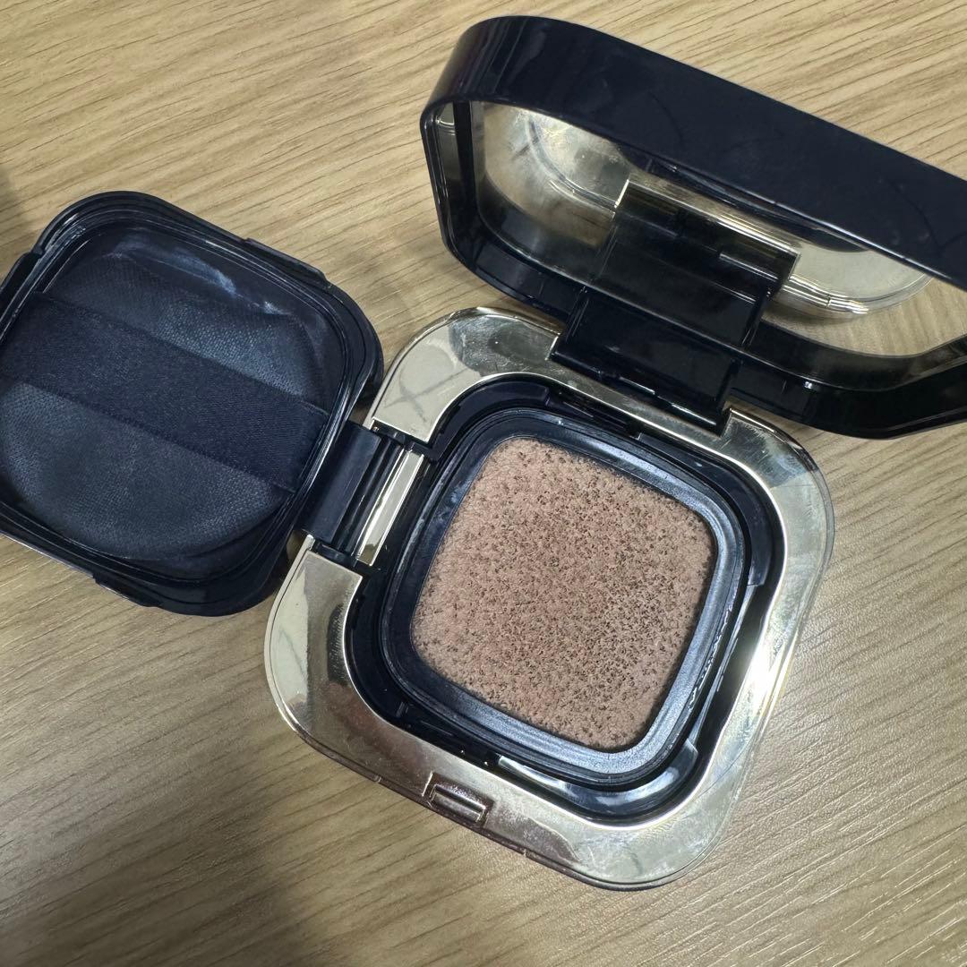 クレ・ド・ボーポーテ タンクッションエクラルミヌ