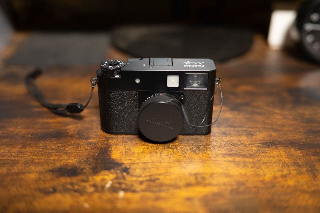 Fujifilm Xhalf ブラック 箱付き