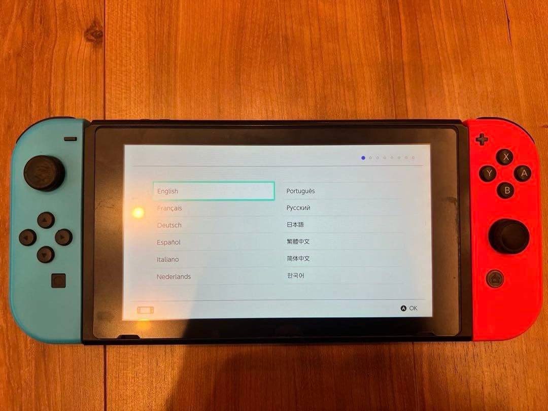 Nintendo Switch 本体 青/赤 128Gのマイクロsd付属