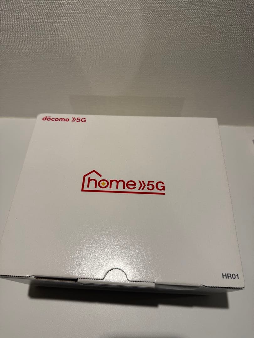 docomo  5G HR01 Wi-Fiルーター