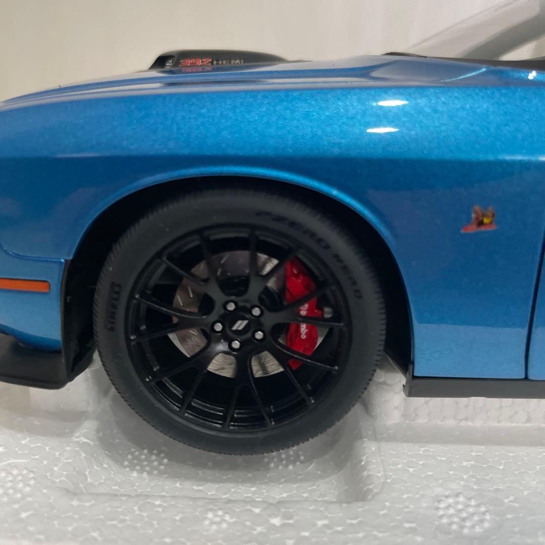 1/18 ダッジ チャレンジャー HEMI スキャットパック シェイカー