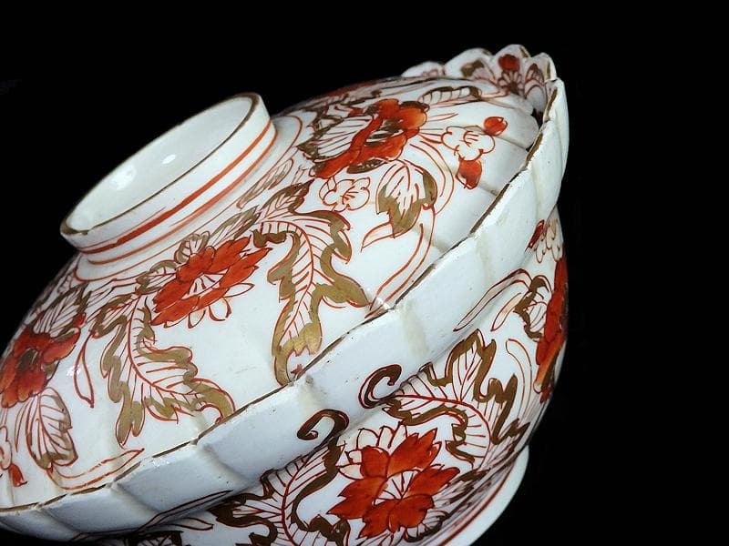 古伊万里　金襴手　輪花　花に柘榴の図　蓋付き深鉢　菓子鉢　E866AS-COk