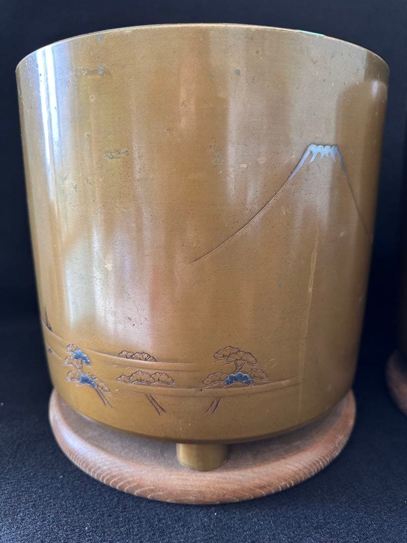 宣徳銅火鉢一対　三保の富士象嵌入れ　一対重量約6.6kg 共箱付