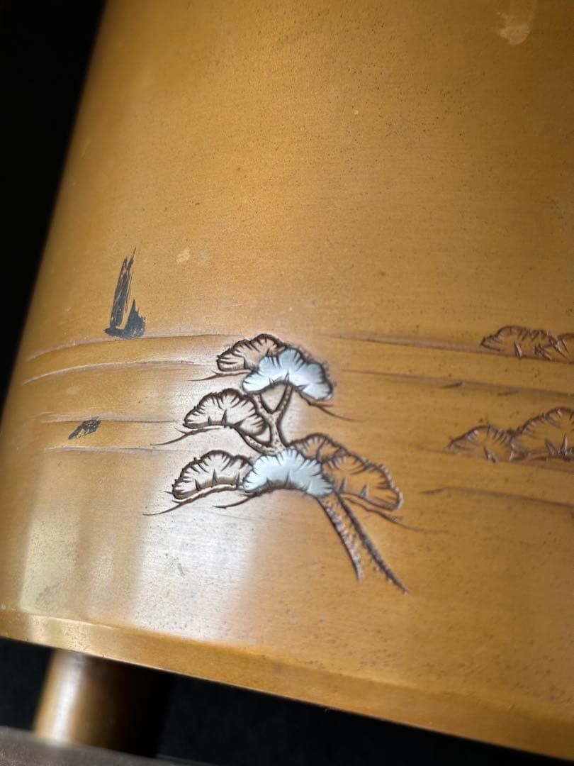 宣徳銅火鉢一対　三保の富士象嵌入れ　一対重量約6.6kg 共箱付