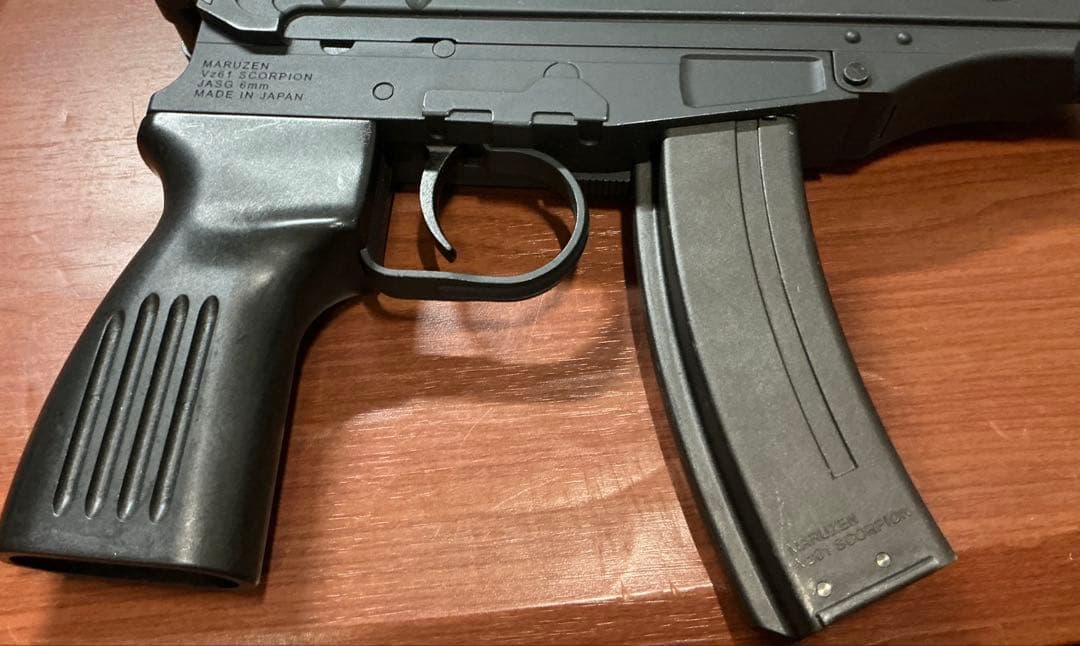マルゼン　スコーピオン　Vz61　ガスガン