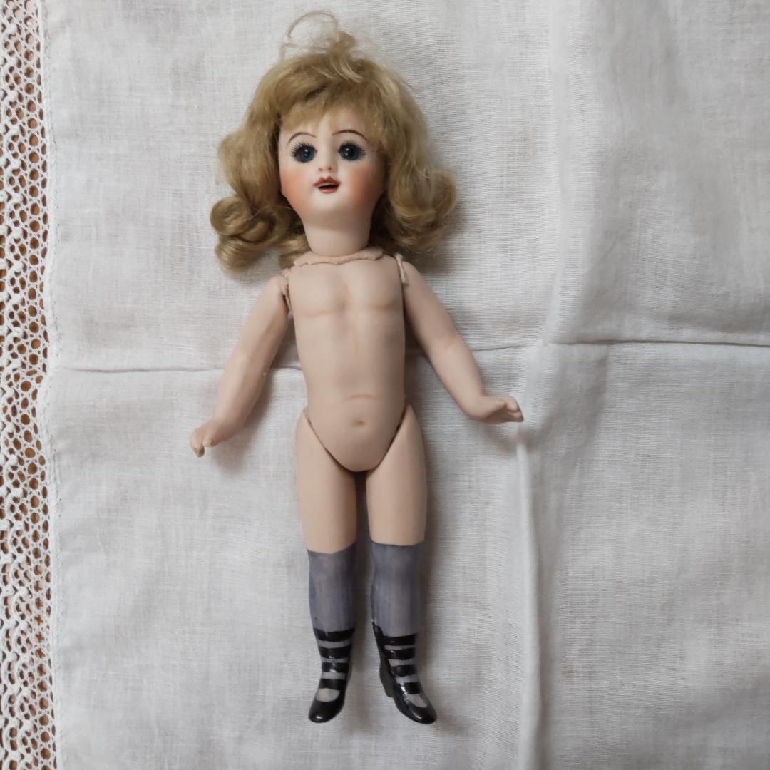 SFBJ　ドール　アンティーク風　ミニョネット