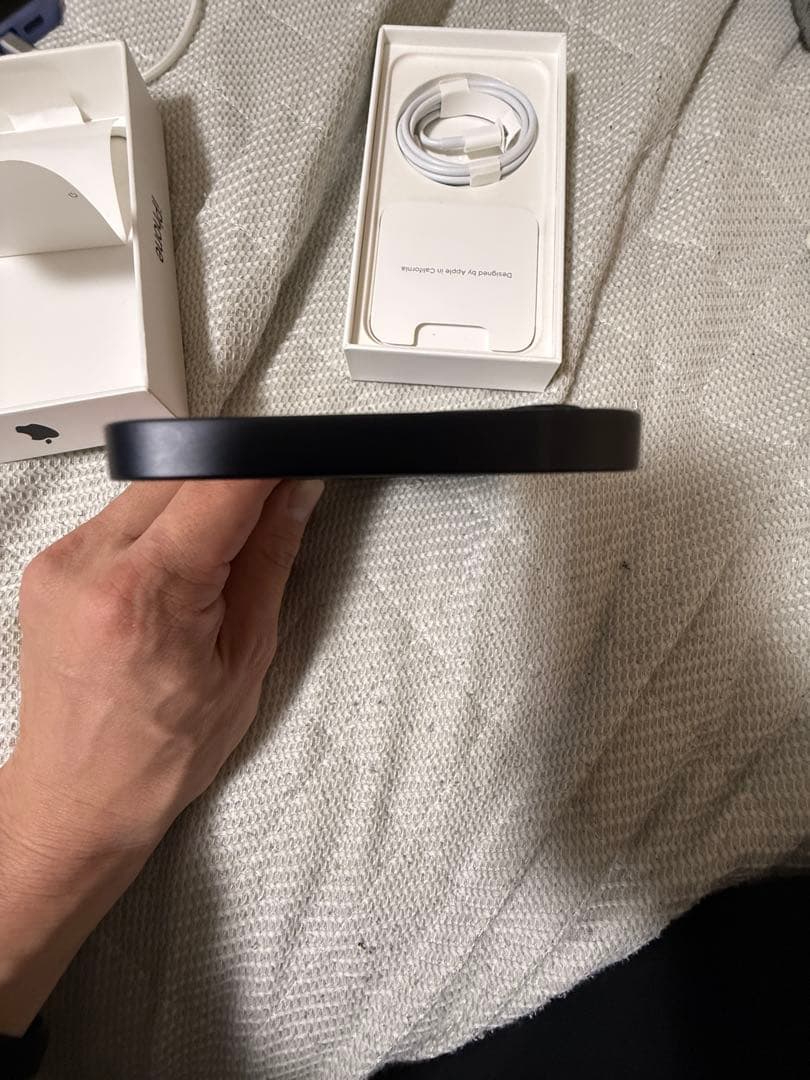 Apple iPhone 12本体　黒色　即購入OK バッテリー残量100%