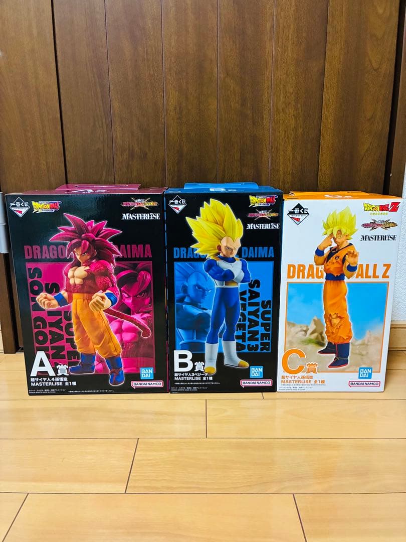 ドラゴンボール オムニバス　CROSS クロス　 一番くじ　A B C賞