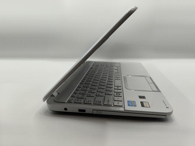 ノートパソコン/ブルーレイ/Windows11/大容量SSD/メモリ8GB★東芝