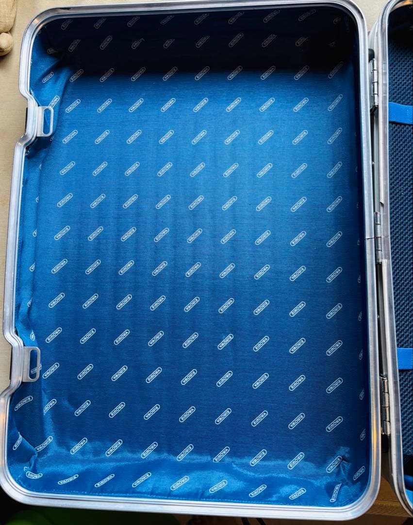 R*a様 RIMOWA キャビントローリー　トパーズ
