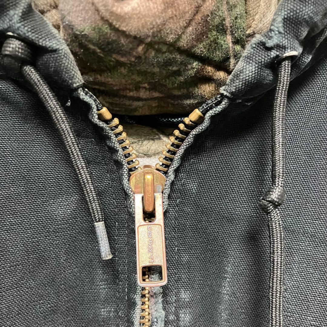 ●H14【US輸入】【ボロ】カーハート アクティブジャケット ブラック【2XL】