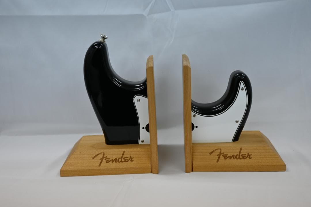 ☆新品限定色 ☆FENDER BOOKENDS フェンダーブックエンドBLACK