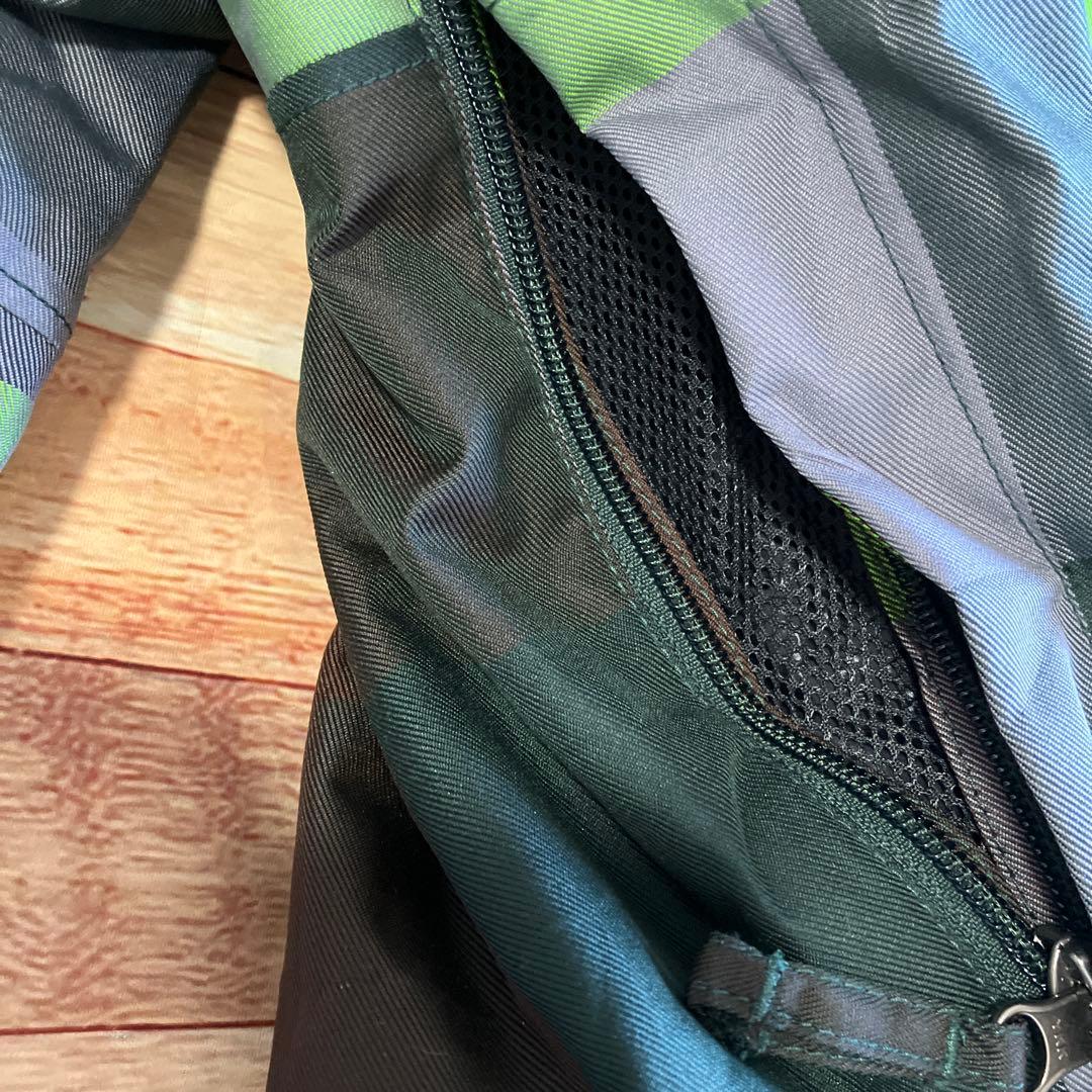 ノースフェイス スノーウェア ジャケットグリーン×ブラウン 裏地総柄 Lサイズ