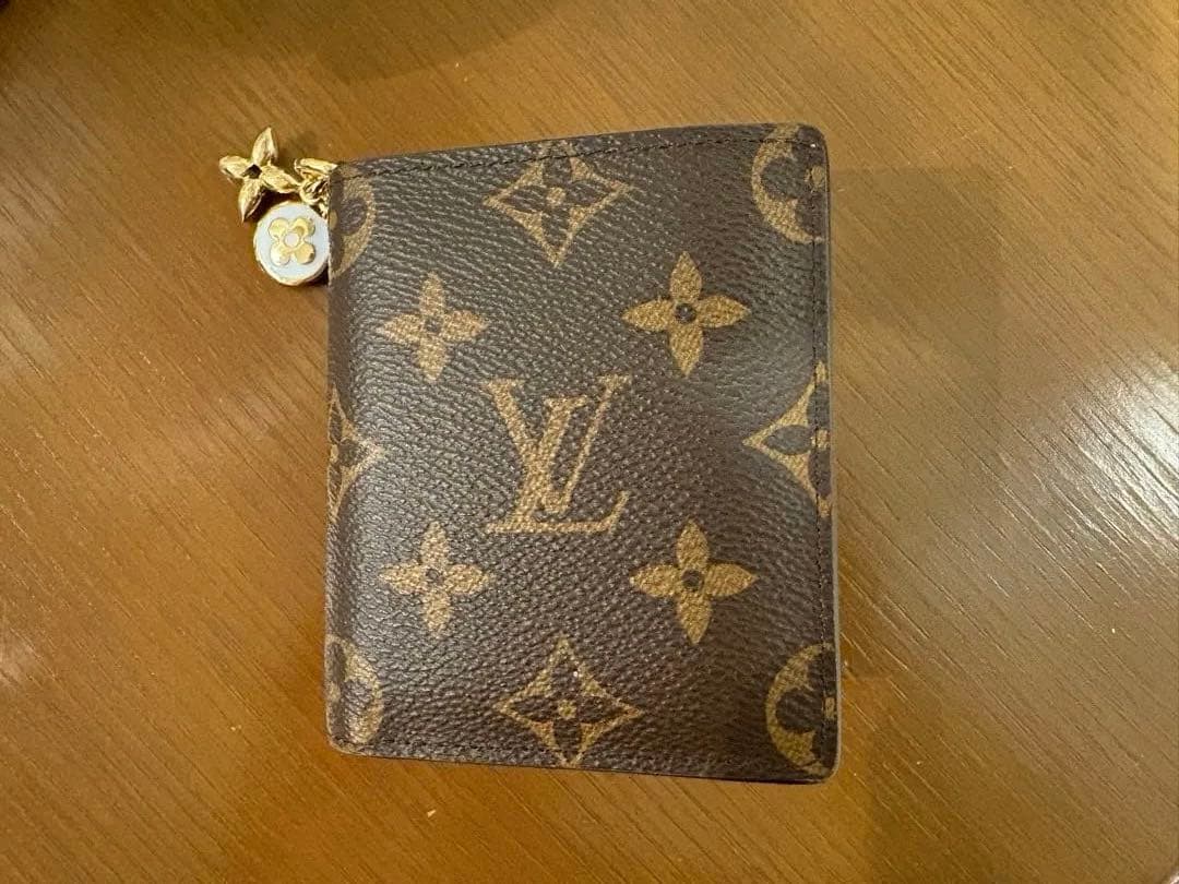 LOUISVUITTON ポルトフォイユ モノグラム アズールブルー 24日まで