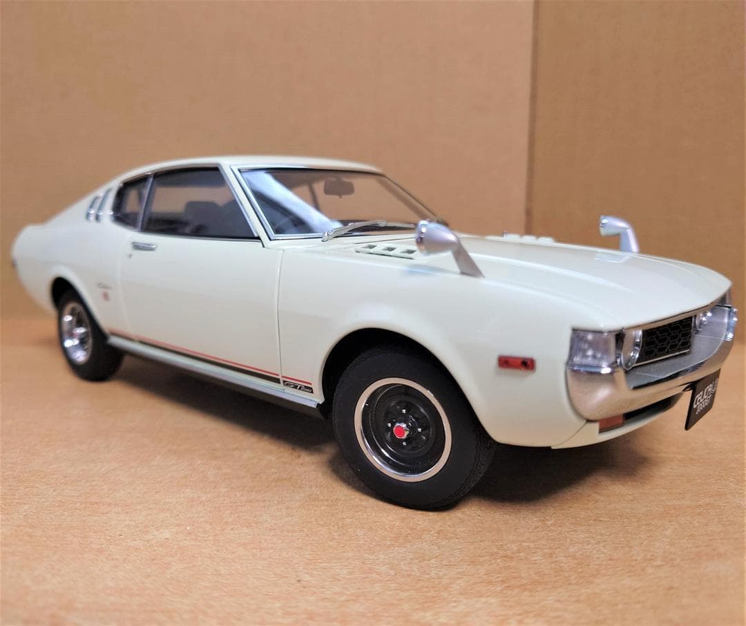 1/18 トヨタ セリカ リフトバック 2000GT 1973 オートアート製