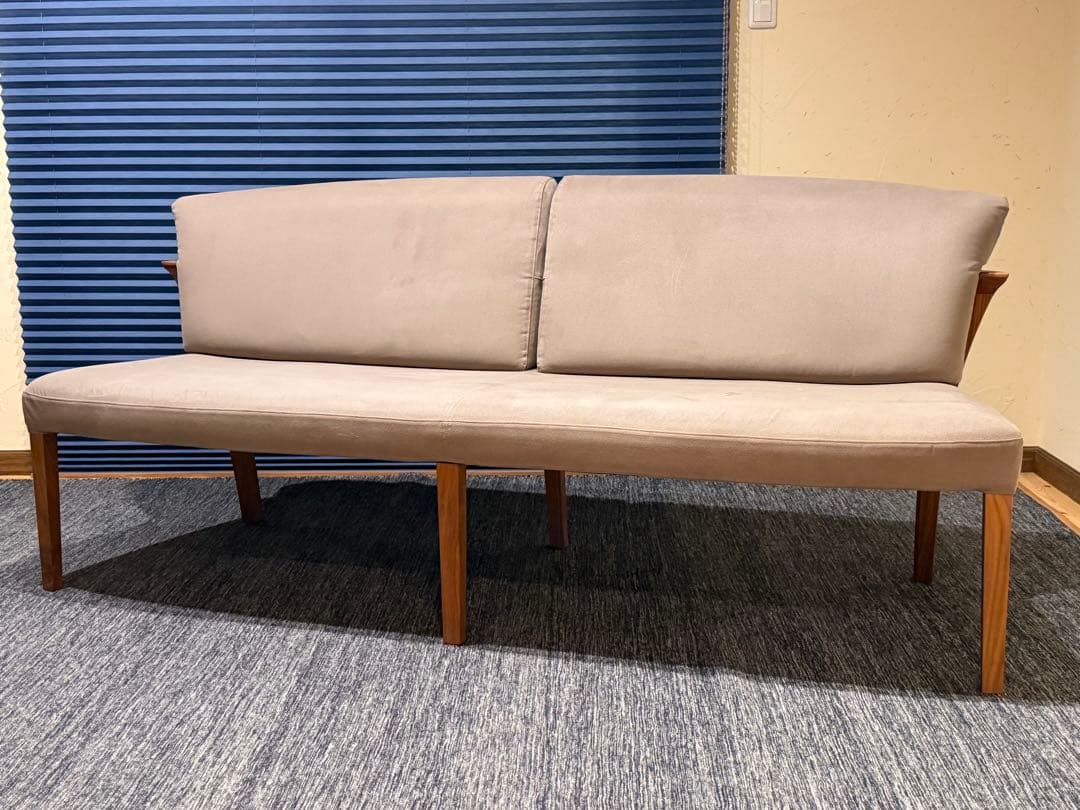 カリモク　ベンチ　特注ラムース生地　CU9453R