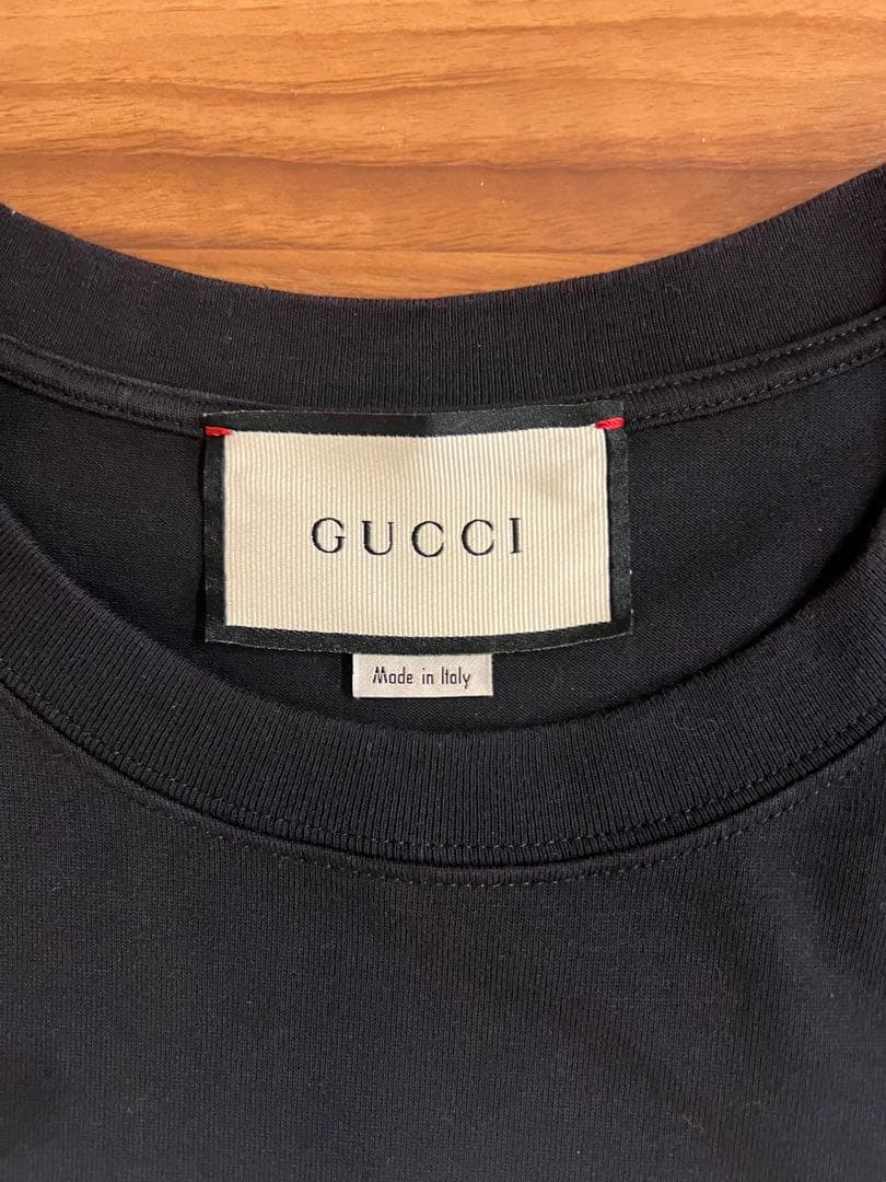 エンショップ2310！GUCCI Tシャツ　半袖　ロゴプリント