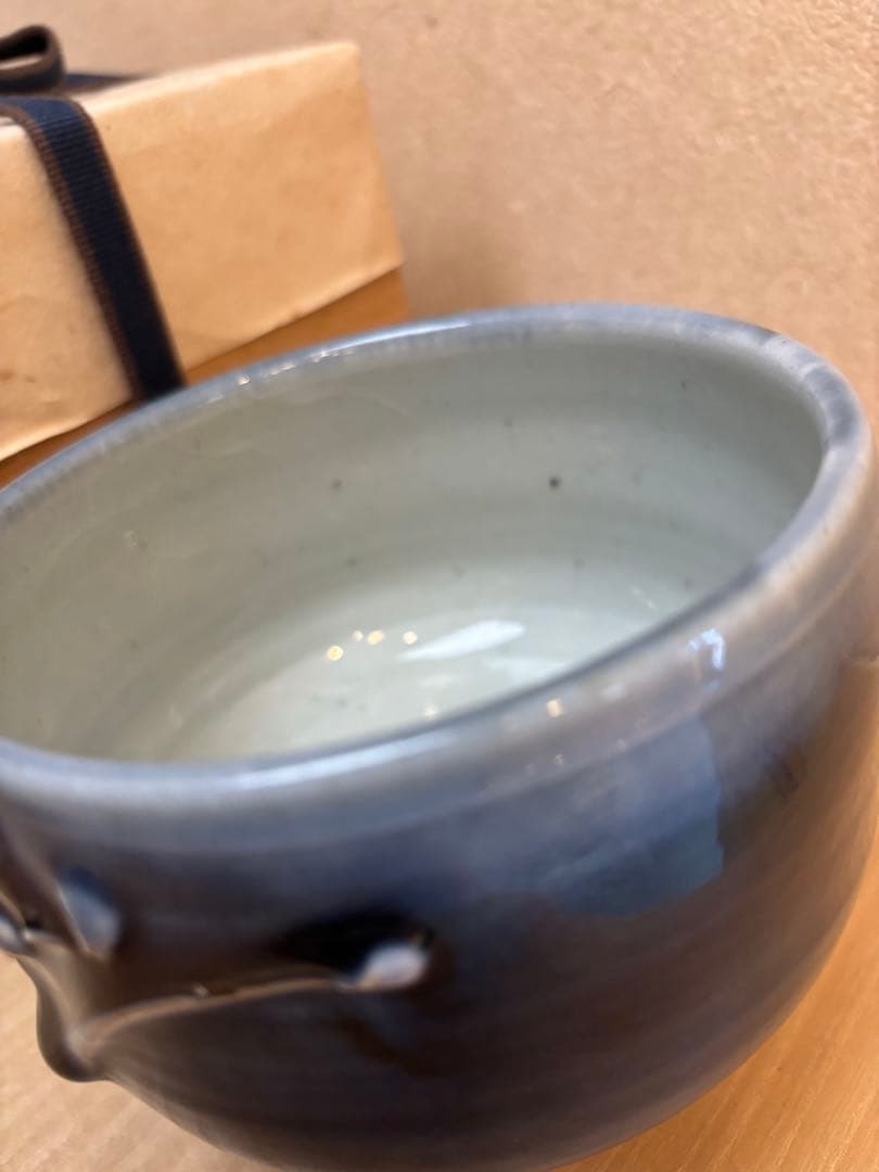 茶碗　呉須筒梅文　河井敏孝