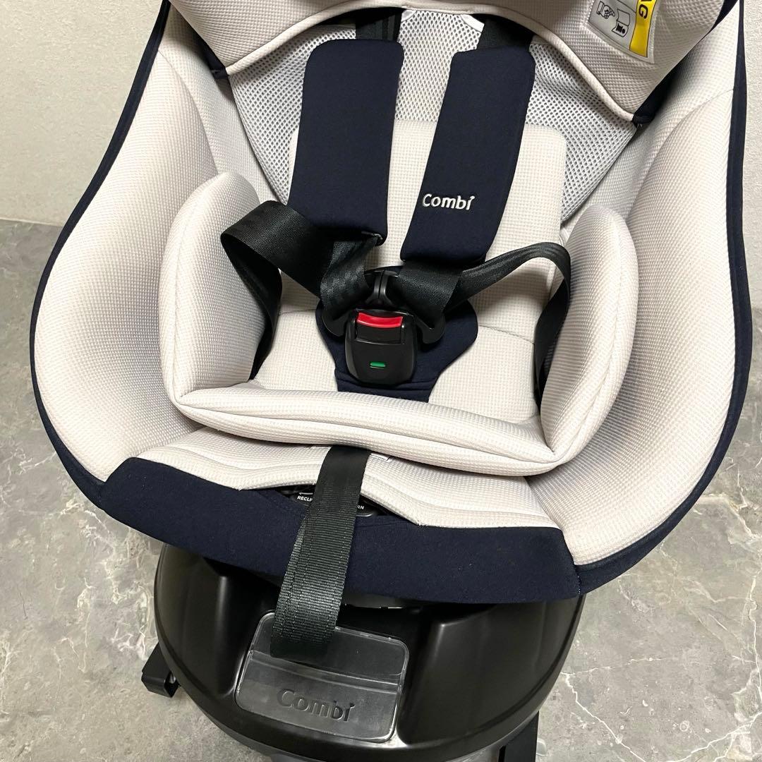 combi クルムーヴ スマート ライトISOFIX チャイルドシート