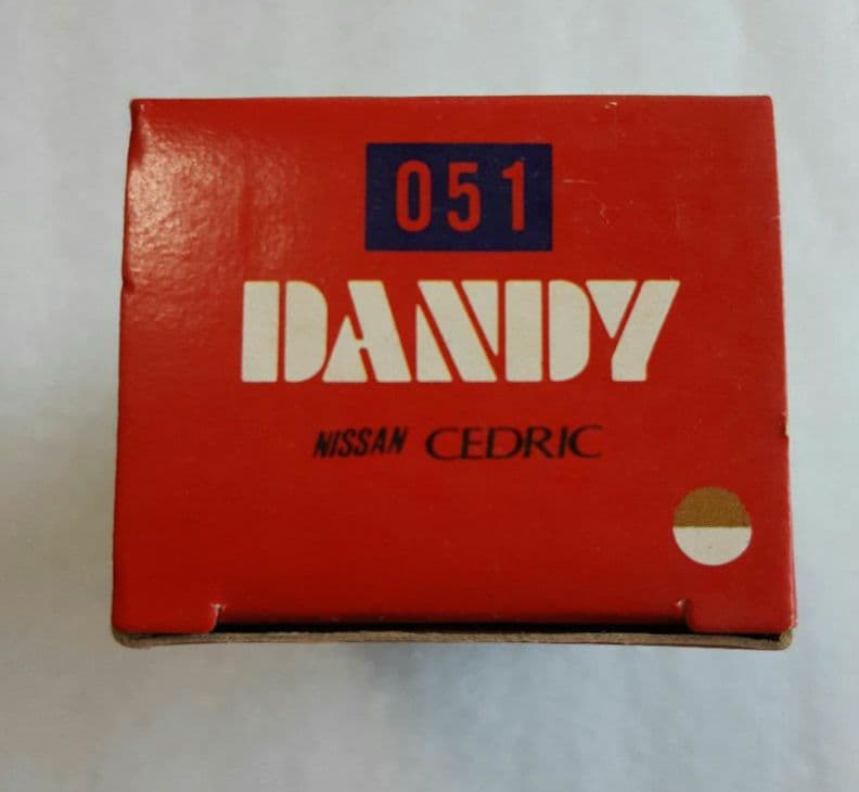 トミカ ダンディ051 ニッサン セドリック TOMY